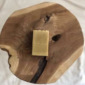 Savon au lait de chèvre (Miel et pollen d&rsquo;abeille)